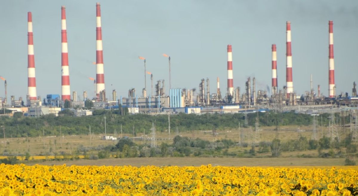 Оренбурзький завод призупинив постачання газу з Казахстану після атаки БпЛА
