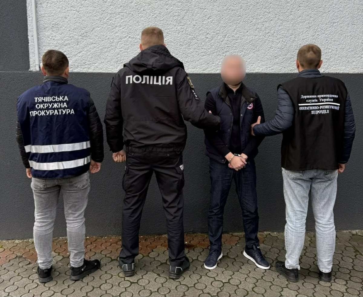 Прикордонники затримали 23-річного львів’янина, який за 10 тис. доларів намагався перетнути Тису