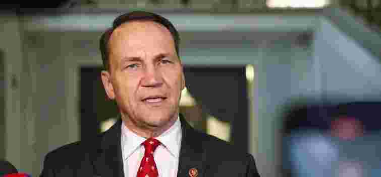 МЗС Польщі допустило арешт літака Путіна у разі його прольоту над країною