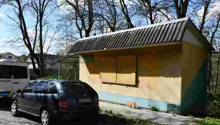 Жителька Тернопільщини уникла покарання за залишене біля магазину немовля