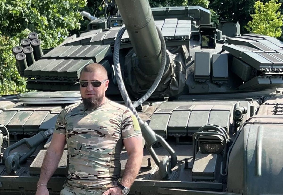 Герой України полковник Манько прокоментував публікації з російською музикою у своїх соцмережах