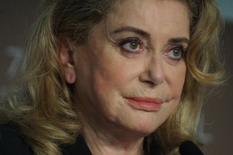 Перша леді, повія і мама: 11 незабутніх ролей Катрін Денев