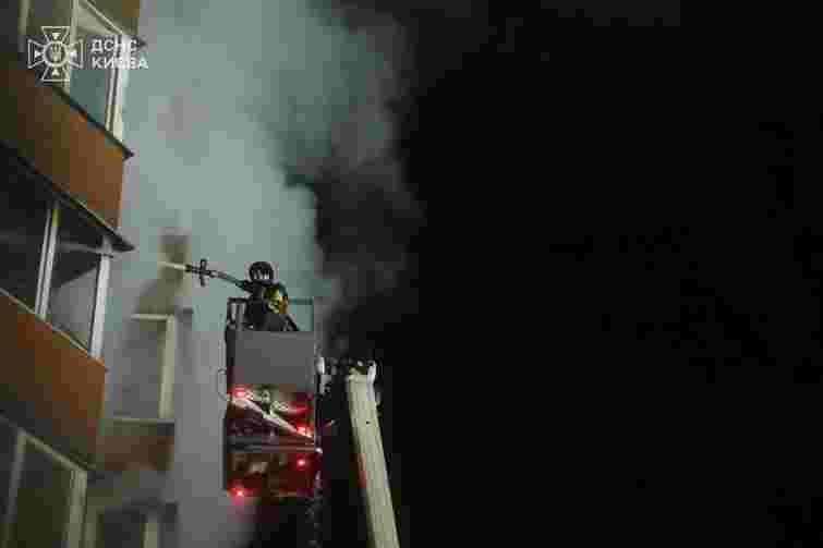 Унаслідок російської атаки на Київ загинули двоє людей, є поранені 