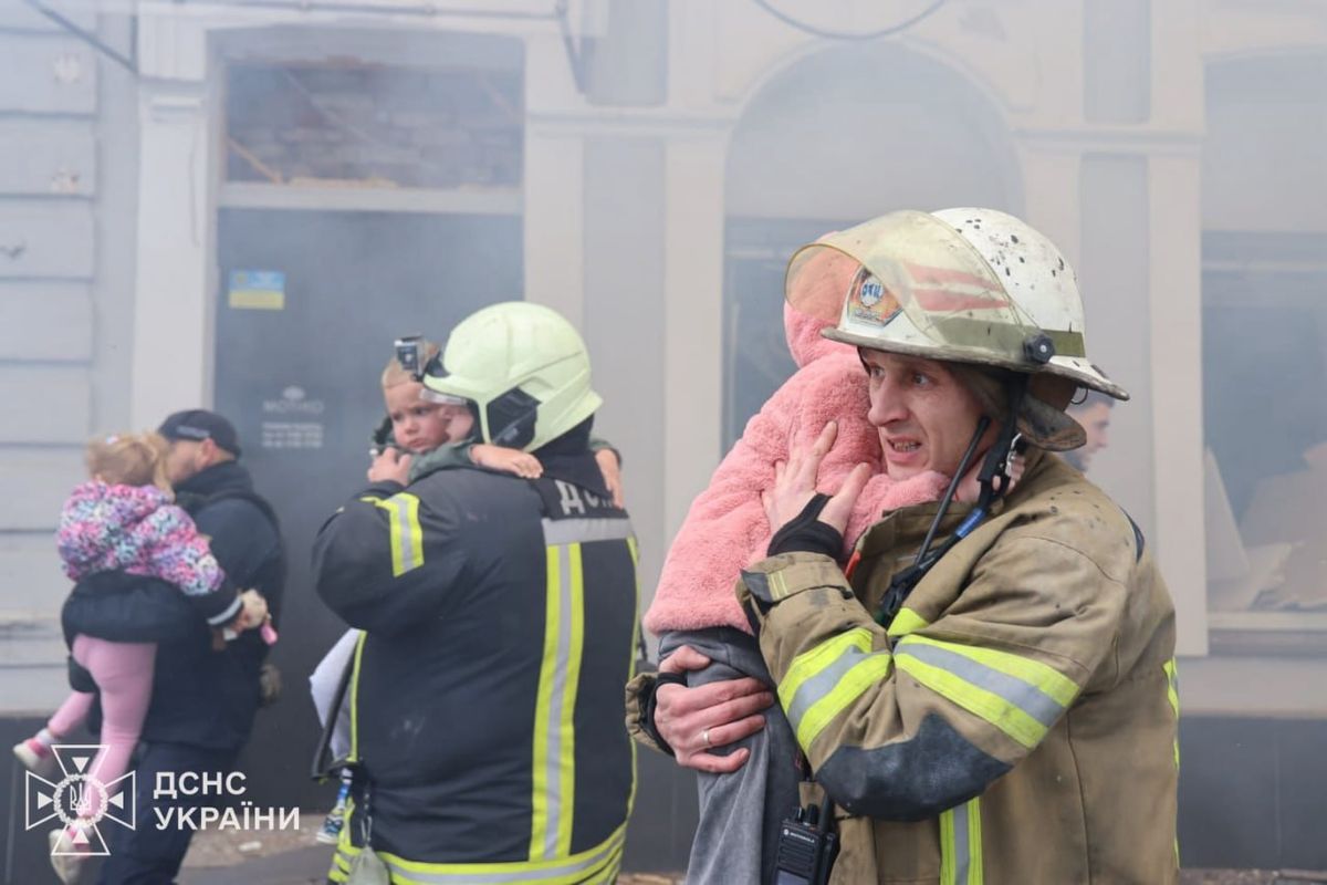 У Харкові росіяни поцілили в дитячий садочок