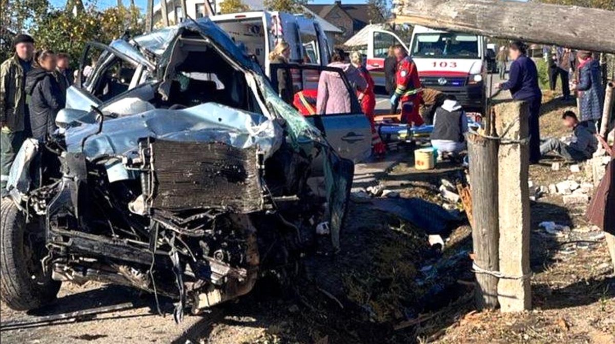 Аварію з загиблими та травмованими школярами на Прикарпатті скоїв п'яний вчитель