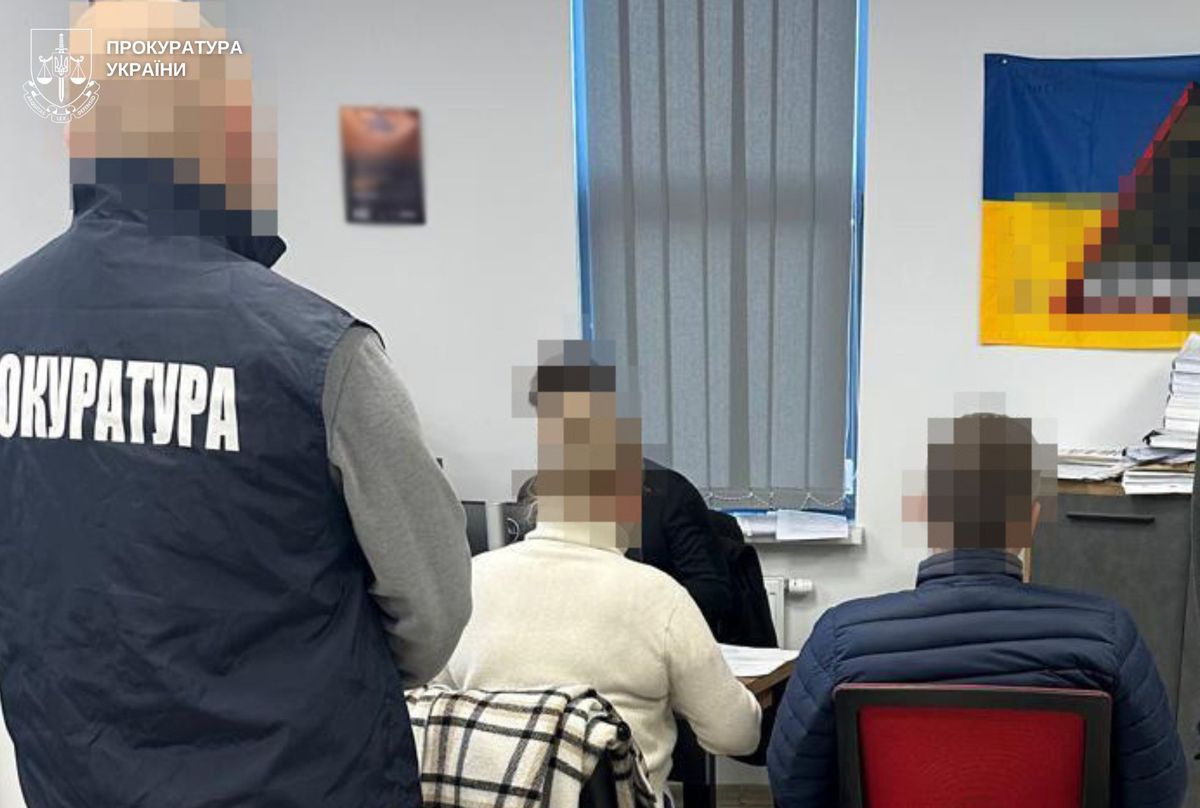 У Зимній Воді бізнесмен самовільно захопив 2 га комунальної землі