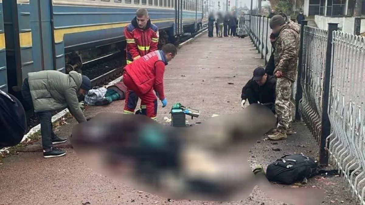 Харків’янин підірвав гранату на пероні вокзалу в Овручі, четверо загиблих