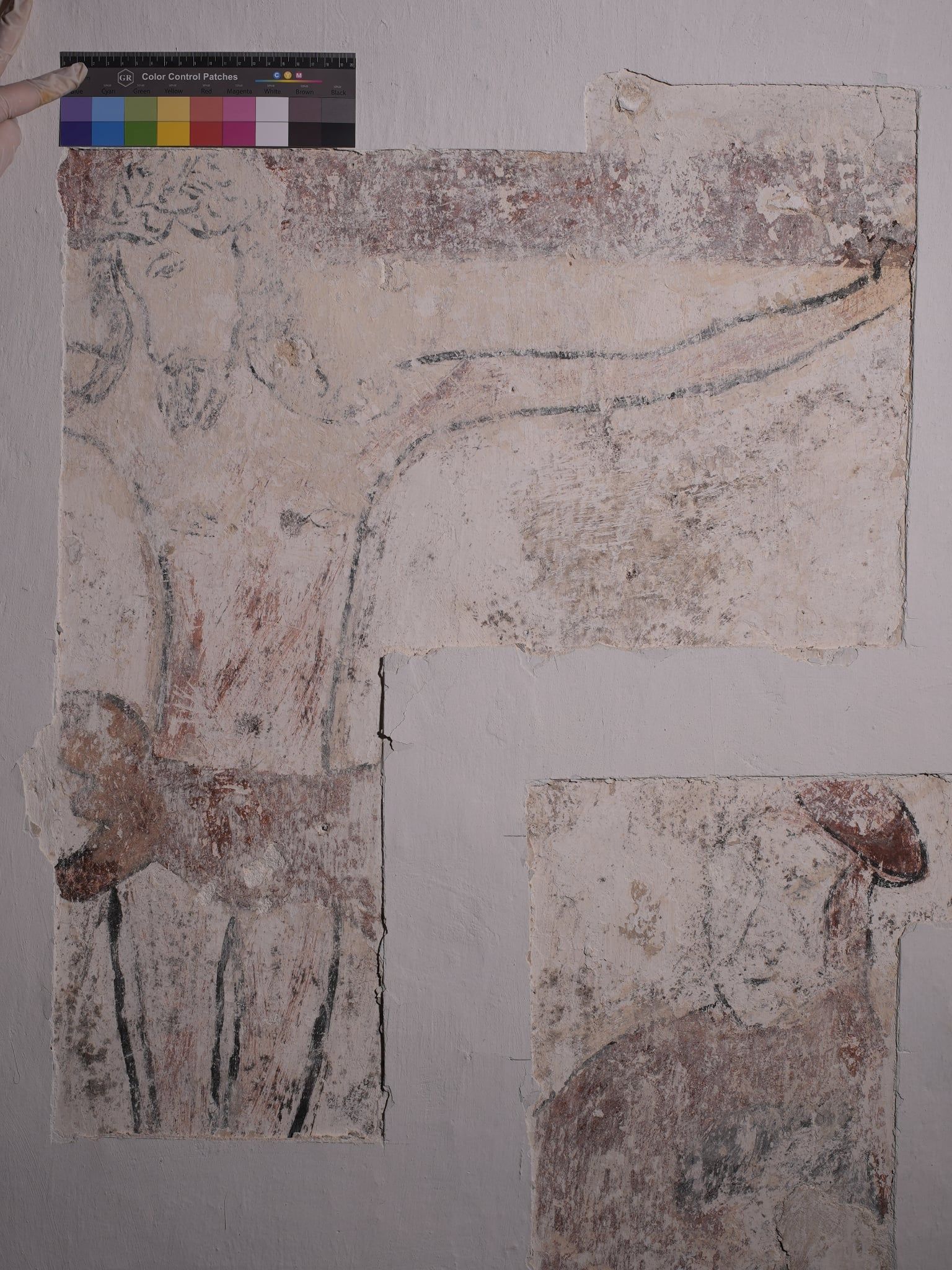 Престоячі біля розпʼяття Христа