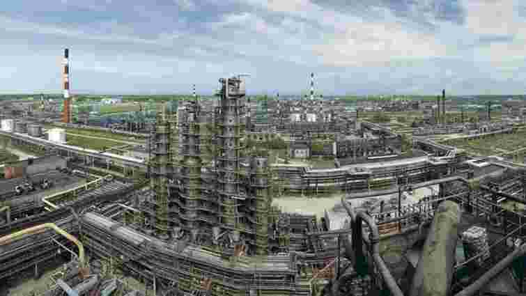 Один з великих НПЗ Росії частково зупинив роботу після атаки дронів