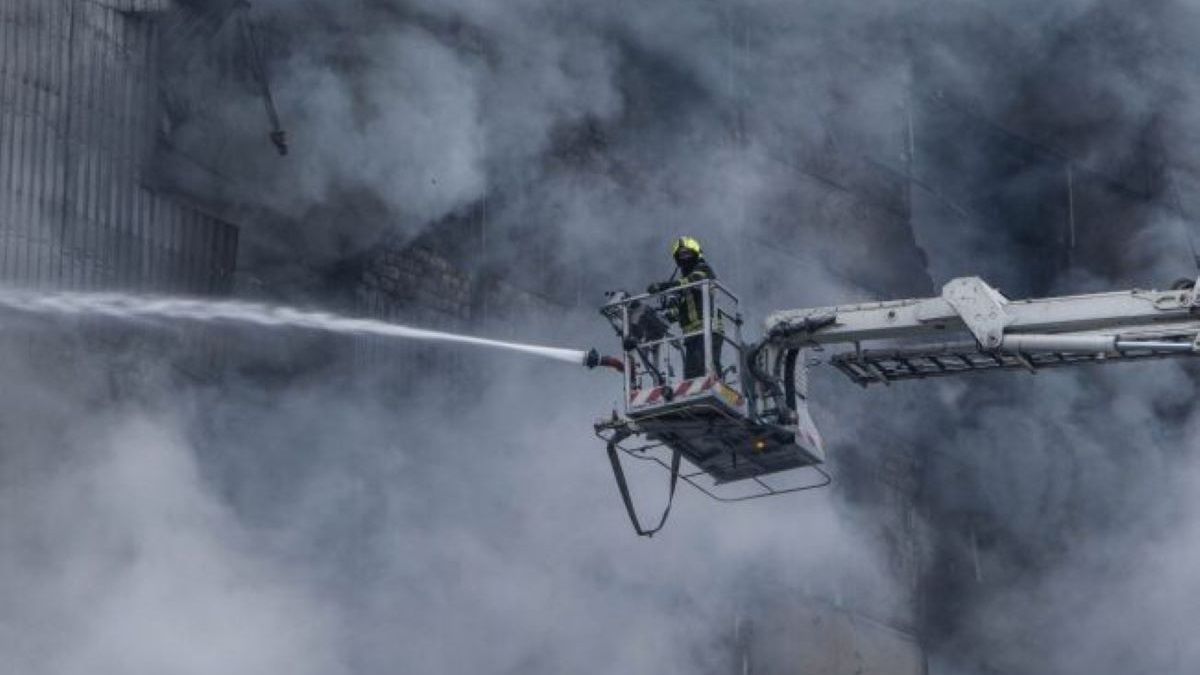 Під час атаки на Київ росіяни зруйнували склад одного з найбільших фармдистриб’юторів України