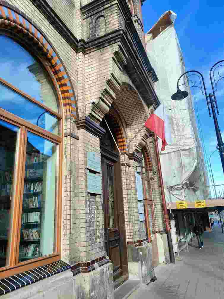 Посол України відреагував на наругу над українським прапором у Перемишлі