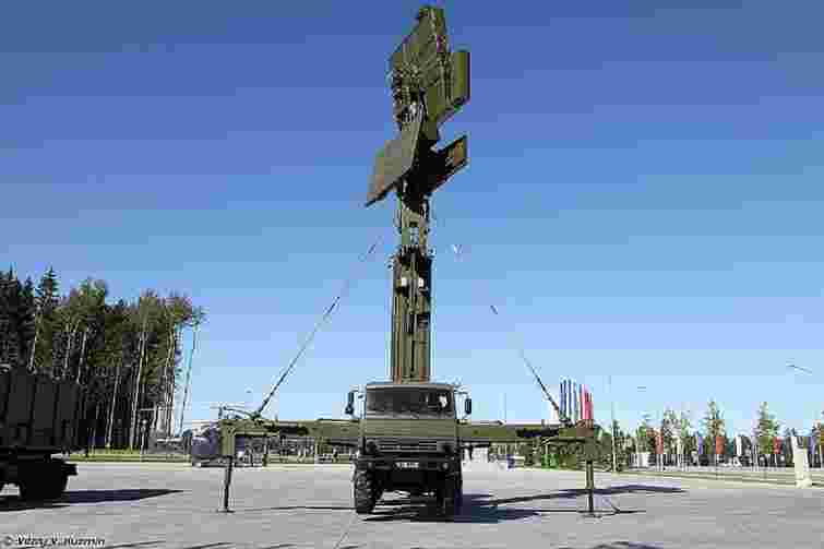 Дрони розвідників уразили ППО та КамАЗ з росіянами на окупованій Донеччині