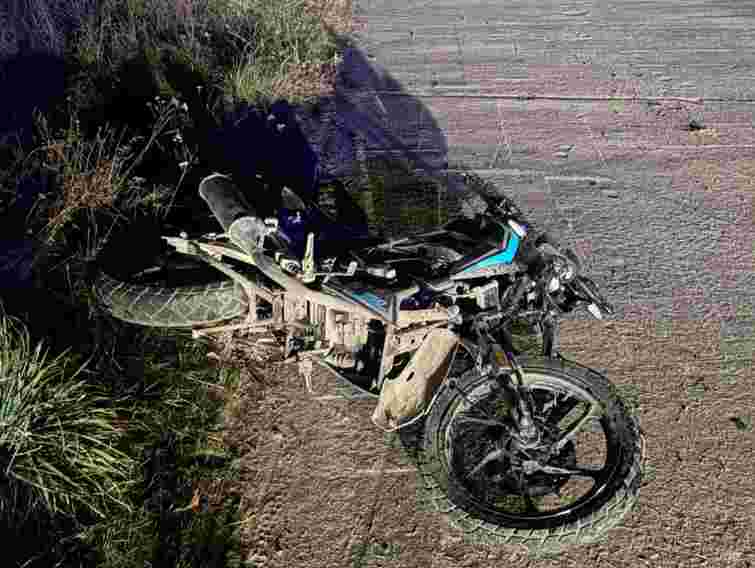 На Волині 16-річний мотоцикліст вʼїхав в електроопору та загинув