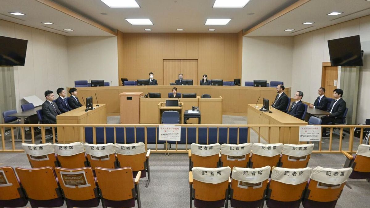 Підозрюваний у вбивстві експрем'єр-міністра Японії зізнався у скоєному в перший день суду