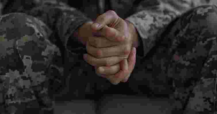 На Закарпатті оштрафували заступника комбата, який за хабар повертав військового із СЗЧ