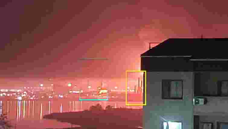 Дрони масово атакували об'єкти в Росії та Криму