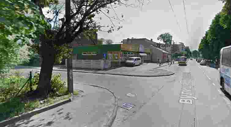 На двох перехрестях у Львові реорганізують рух