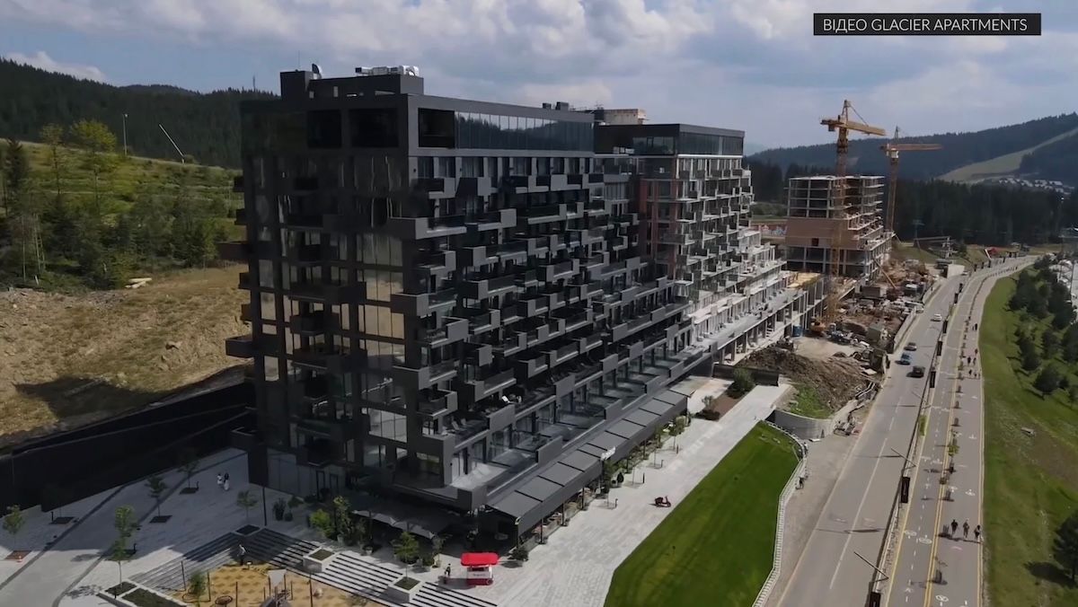 Готель у Буковелі Glacier Premium Apartments, де купив апартаменти Юрій Дьомін