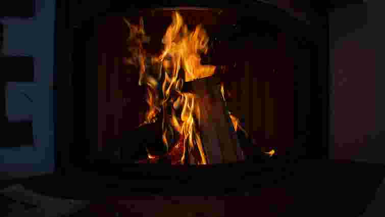 Це справжнє мистецтво: як правильно розпалити піч без диму 