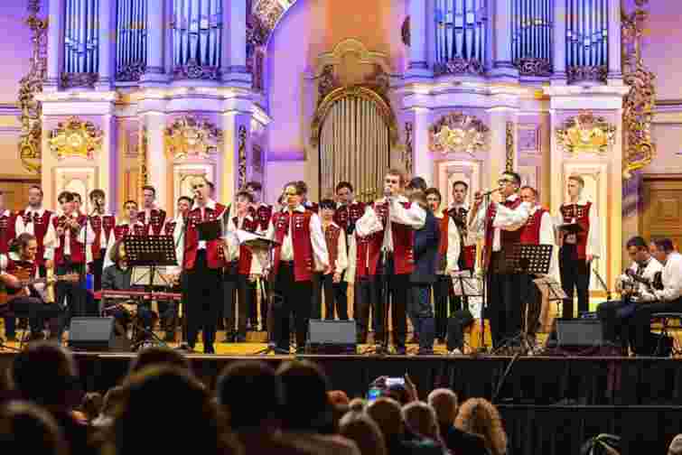 Легендарна капела «Дударик» презентує нову концертну програму «Пісні п'яти століть – Стрільці»