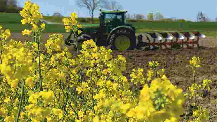 «Земельний банк» продав понад 800 га ріллі біля Львова