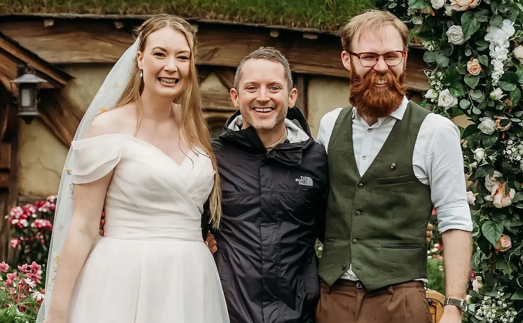 Елайджа Вуд прийшов на весілля фанів «Володаря перснів» у Гобітоні