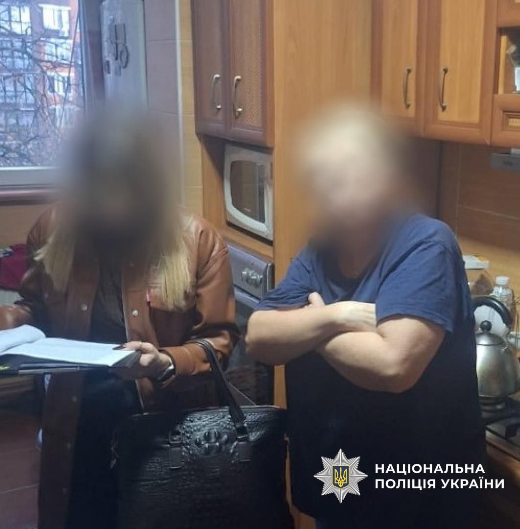 Підозрювана обіцяла посприяти військовому у проходженні лікування та подальшій службі на Прикарпатті