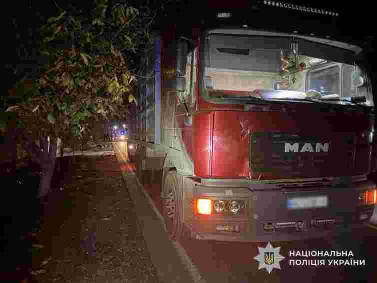 На Закарпатті водій фури на смерть збив велосипедиста