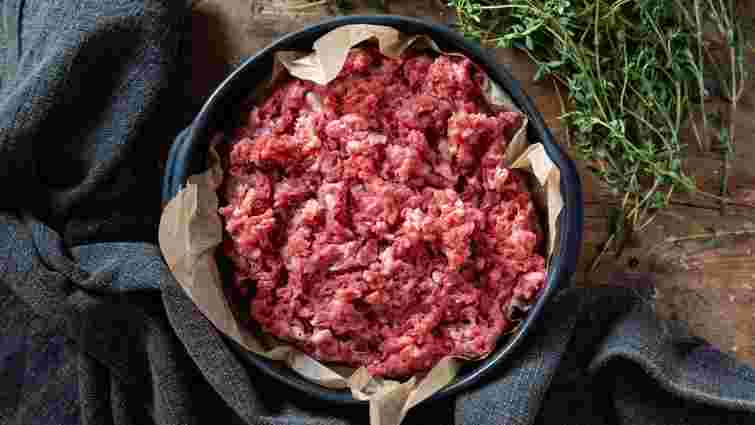 Котлети вам більше не набридатимуть: додайте у фарш лише один несподіваний інгредієнт
