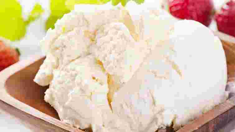 Потрібно всього два інгредієнти: як приготувати домашній маскарпоне