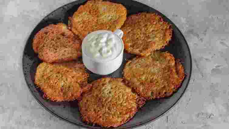 Всі хвалитимуть ваші деруни: який секретний інгредієнт варто додати