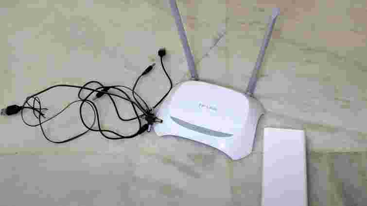 Швидкий інтернет буде навіть при блекауті: як під'єднати роутер до повербанка 