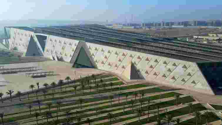 Понад 100 000 артефактів в одному місці: у Гізі відкрили Великий єгипетський музей