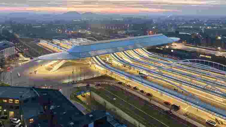 Монументальний міст: у бельгійському Монсі відкрили незвичний вокзал за проєктом Калатрави 