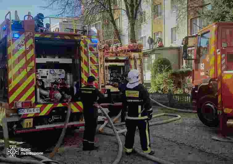 У Львові виникла пожежа у багатоповерхівці