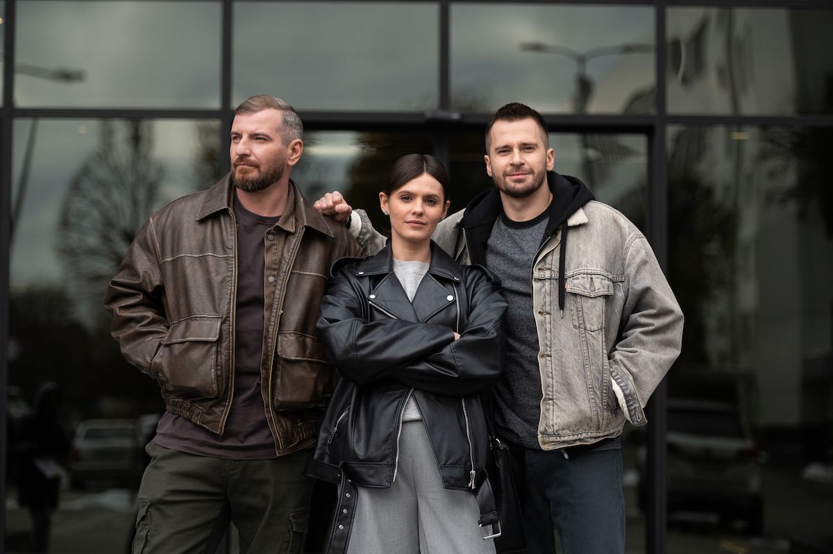 З Наталією Бабенко та Дмитром Рибалевським у шпигунському детективі «Митець»