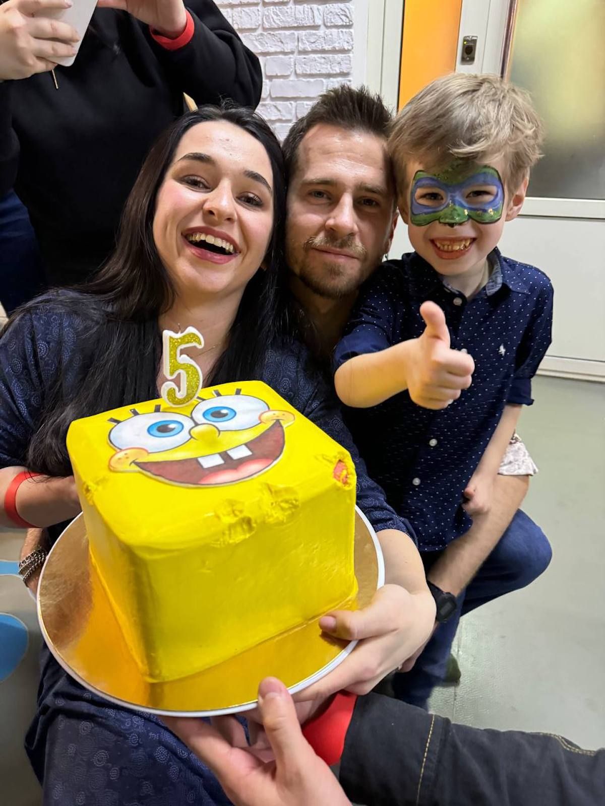 З дружиною Іриною Вихованець (Fiїnka) та сином