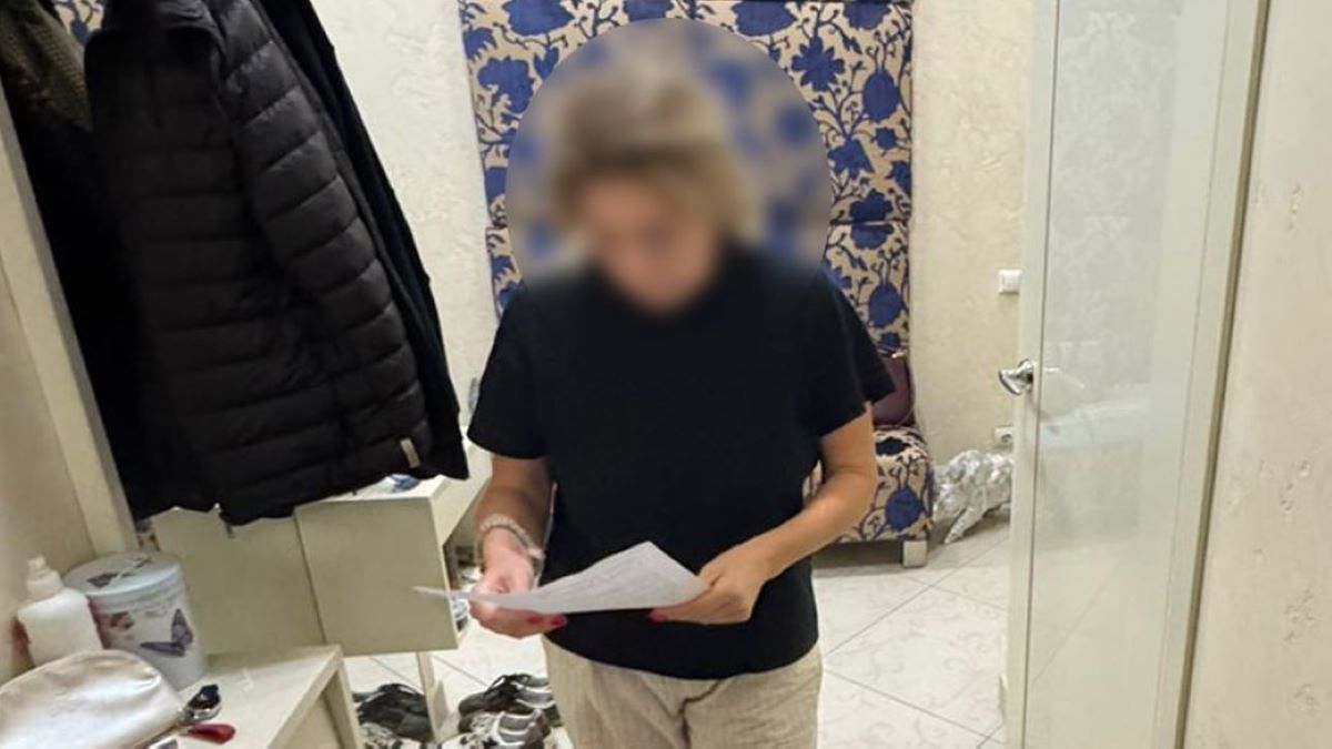 У затриманої в Дніпрі начальниці екоінспекції знайшли 1 млн доларів готівки
