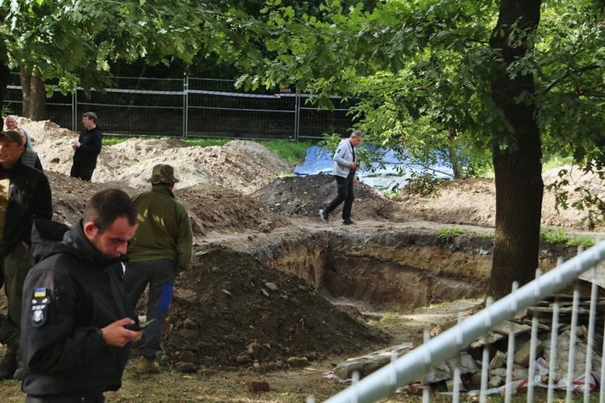 Останки ексгумованих у Львові польських солдатів перепоховають у Мостиськах