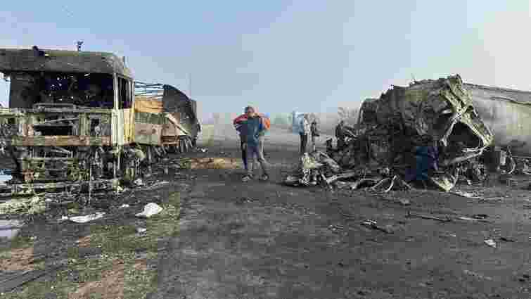 Росіяни атакували автостоянку з вантажівками на Одещині, є загиблі