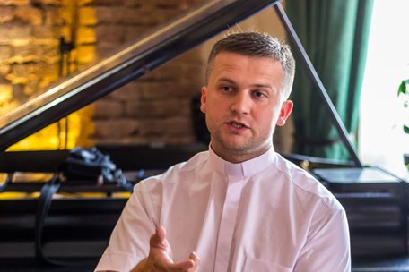 Львівський священник зробив суперечливу заяву про загибель військових і народження дітей