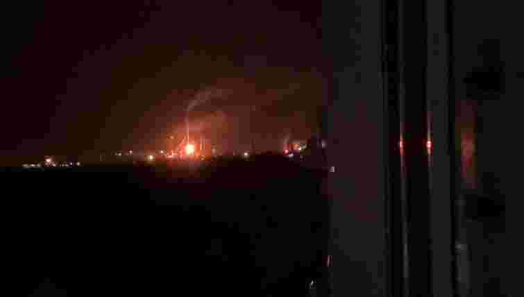 Безпілотники знову атакували нафтопереробний завод у Саратові  