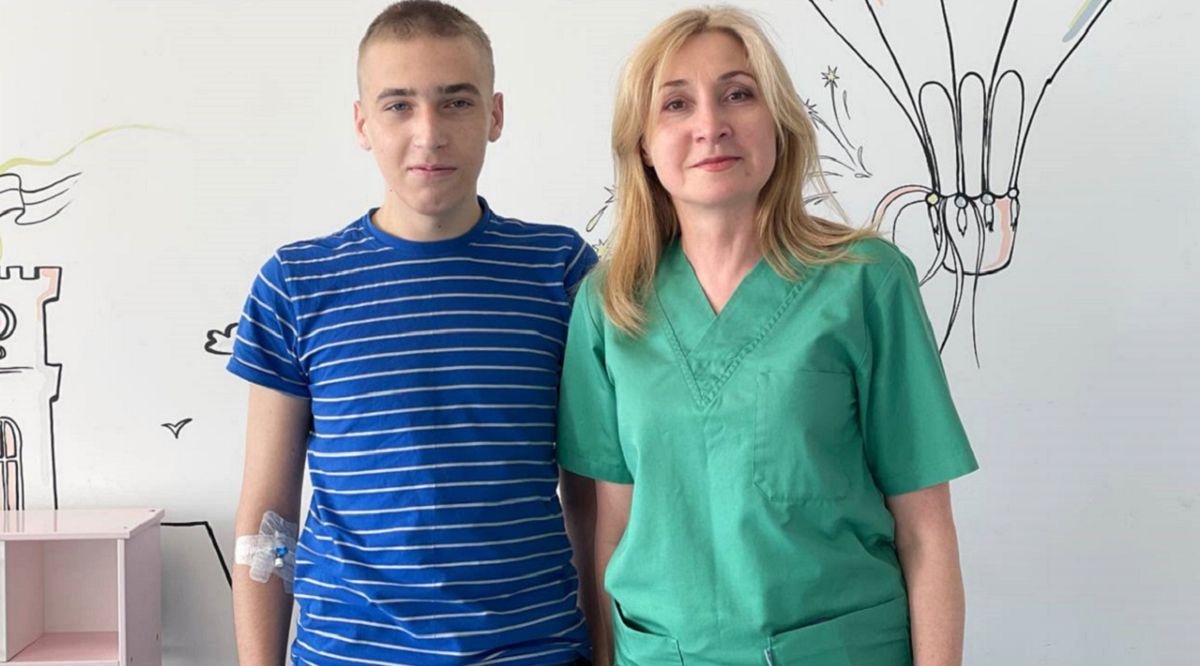 Хірурги Львова врятували 16-річного буковинця, в якого раптово почала відмовляти печінка