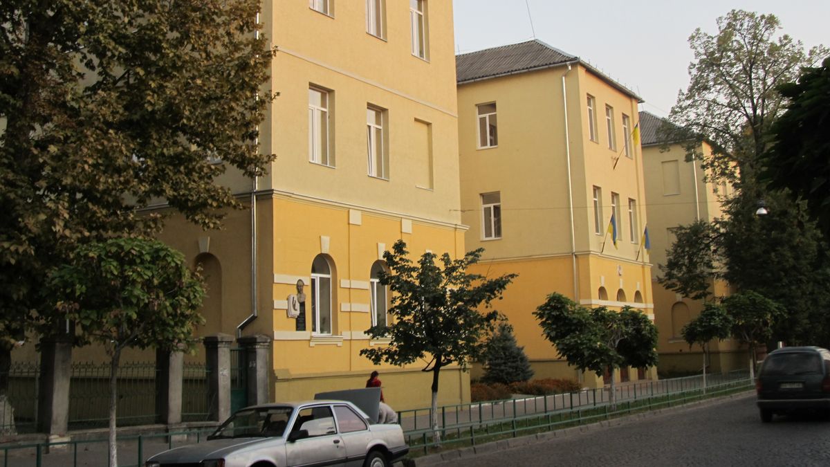 В управлінні освіти Мукачева повідомили про мобілізацію 58-річного вчителя 