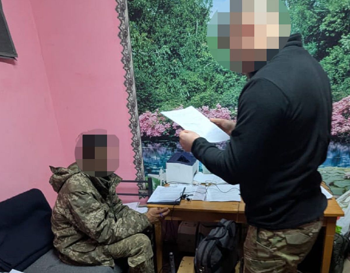 На Кіровоградщині військовий за 4 тис. доларів хабаря намагався втекти з навчального центру