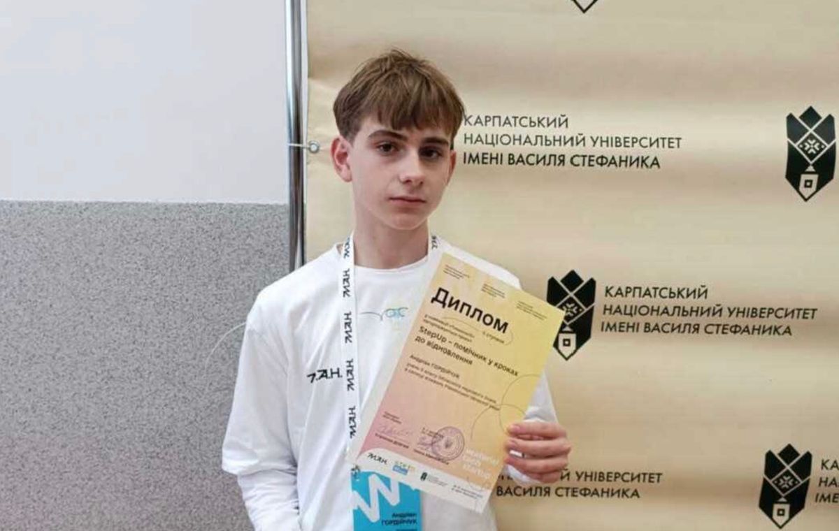 Школяр із Рівненщини створив унікальний прототип тренажера для реабілітації військових