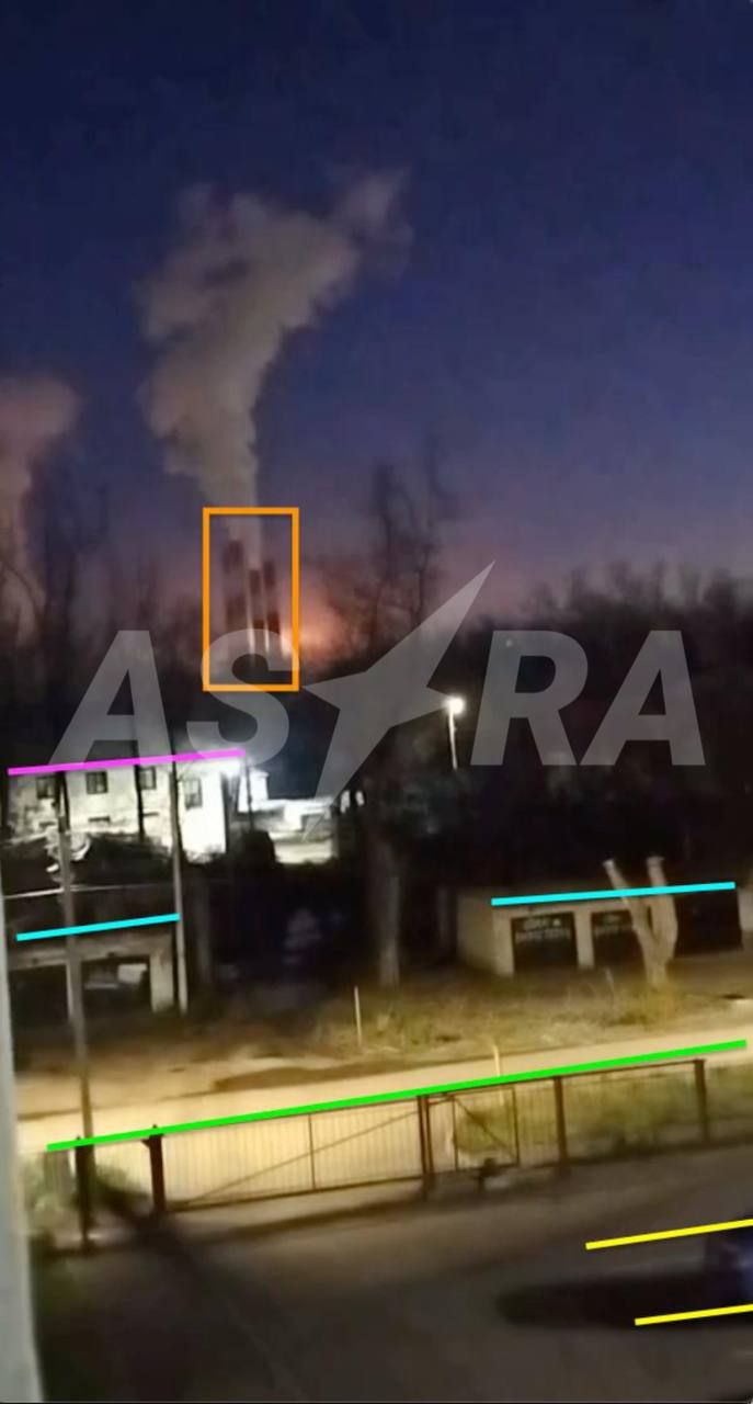 Один з осередків займання в районі нафтохімічного заводу