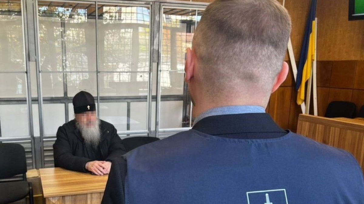 Настоятеля Святогірської лаври вдруге заарештували за злочини проти миру