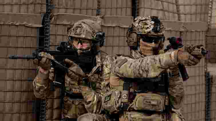 Бійці ГУР підняли український прапор над островами колишнього Каховського водосховища