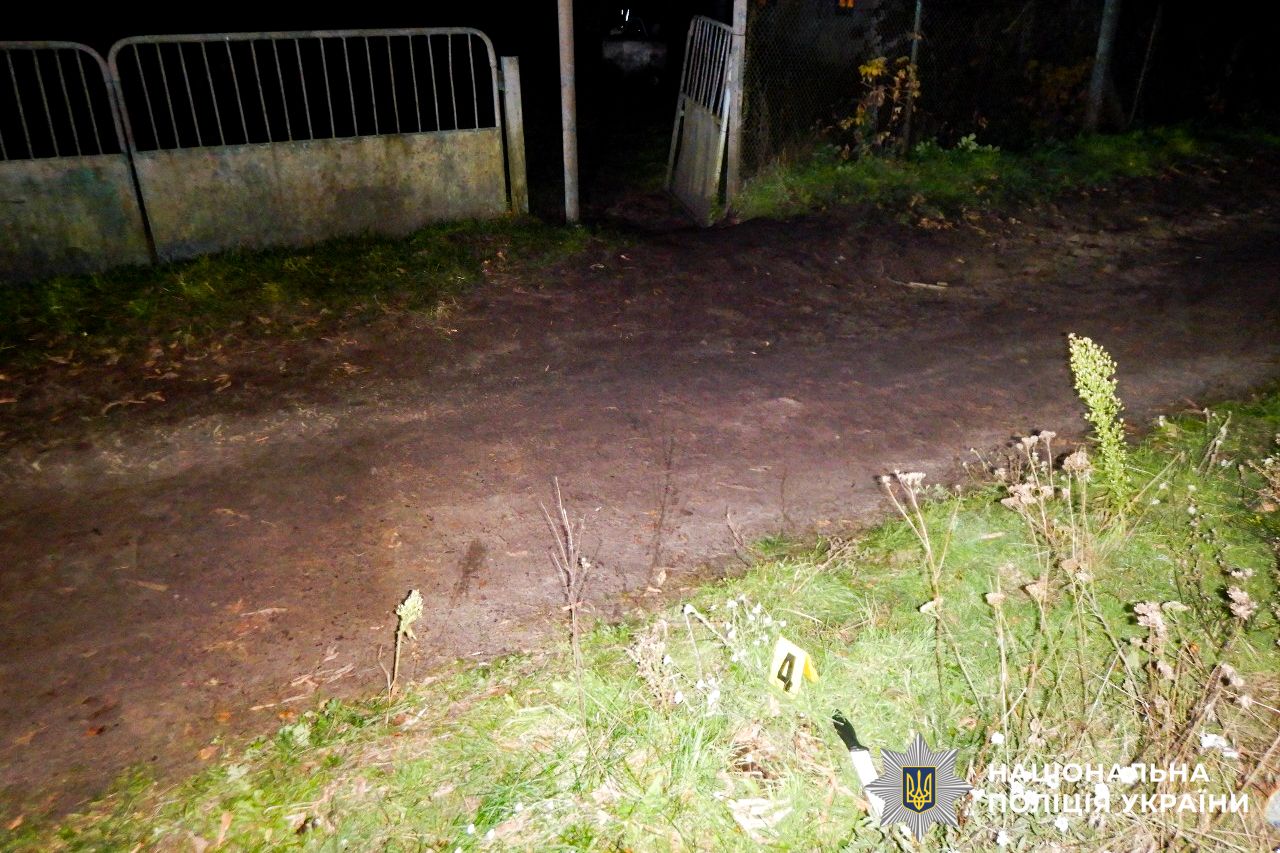 У селі Глушиця Сарненського району сталося подвійне вбивство (фото поліції)